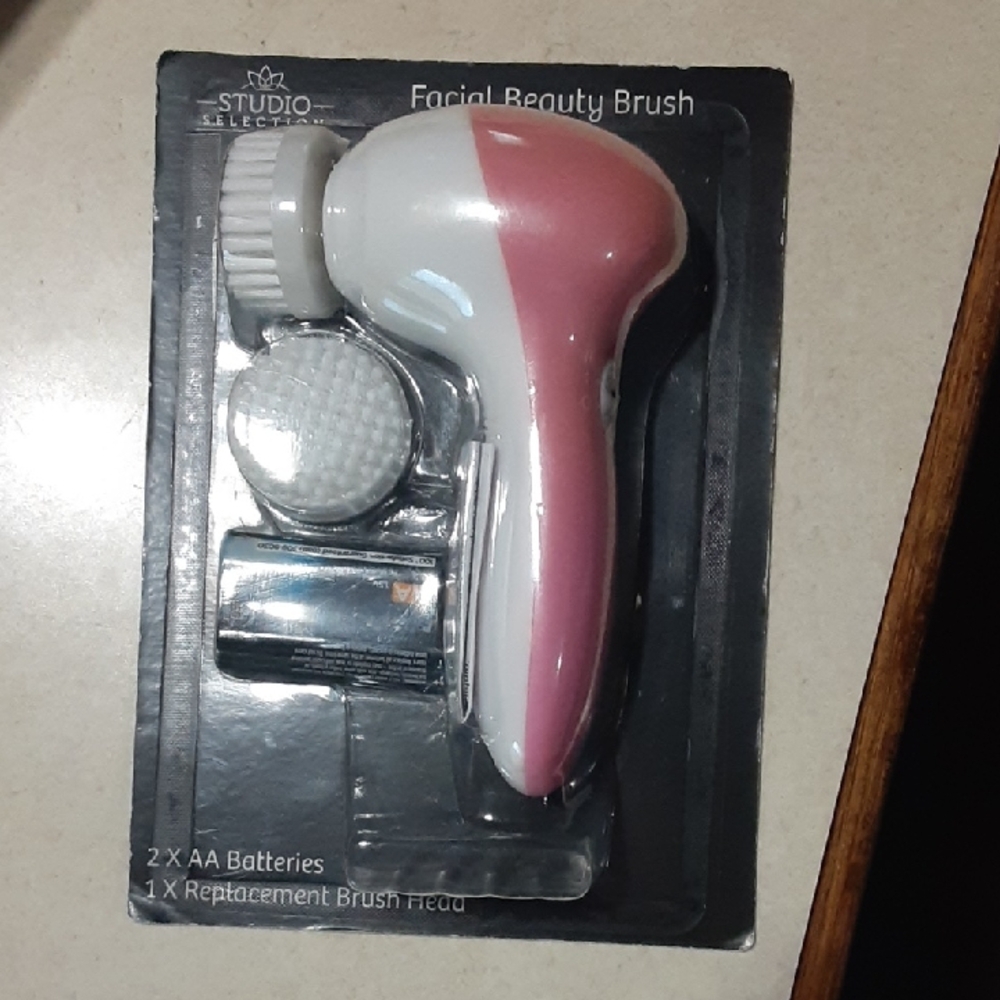 Facial Beauty Brush